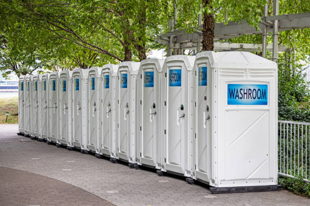 Best Local porta potty services  in Hinton, WV