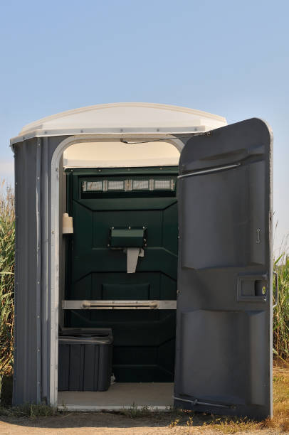 Best Temporary restroom rental  in Hinton, WV