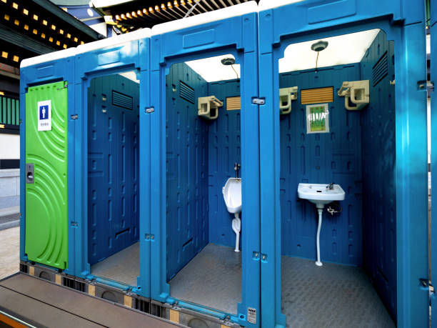 Best Wedding porta potty rental  in Hinton, WV